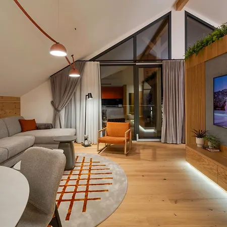 Διαμέρισμα Yq - Brand New - Materials - Free Parking