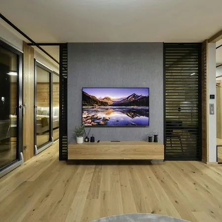 アパート Yq - Brand New - Materials - Free Parking ヴェルカー・ロムニツァ